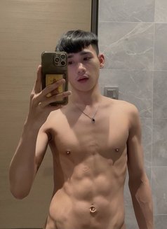 Jonut 4289 - Acompañantes masculino in Bangkok Photo 10 of 11