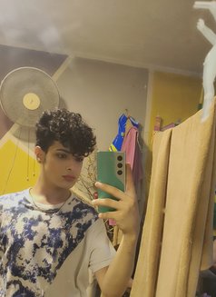 Joo - Acompañantes masculino in Beirut Photo 3 of 6