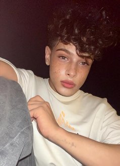 Joo - Acompañantes masculino in Beirut Photo 4 of 10