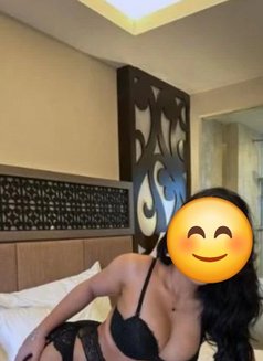 Jopay From the Philippines - escort in Muscat Photo 1 of 5