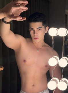Jordan - Male escort in Dubai Photo 14 of 21