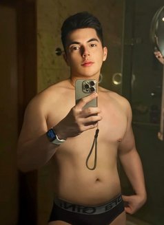 Jordan - Male escort in Dubai Photo 19 of 21