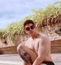 Jordan - Acompañantes masculino in Dubai Photo 4 of 4