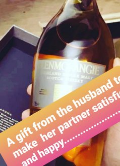 Jordy (Couple Friendly) - Male companion in Kolkata Photo 5 of 12