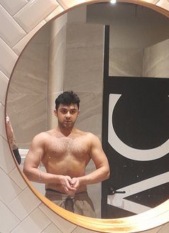 Josef - Male escort in İstanbul Photo 6 of 10
