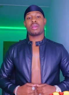 Joseph - Male adult performer in Doha Photo 3 of 3