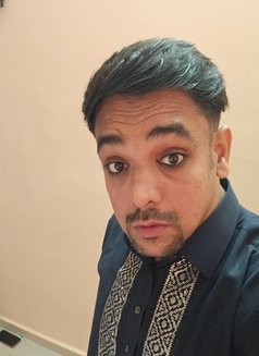 Joseph - Acompañantes masculino in Mumbai Photo 2 of 2