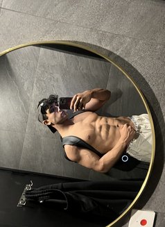 Joseph - Acompañantes masculino in Hong Kong Photo 2 of 2
