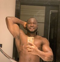 Josh - Male escort in Doha