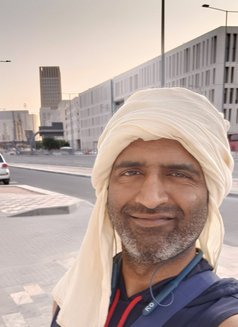 Josh - Acompañante masculino in Doha Photo 3 of 4