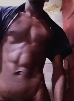 Josh - Male escort in Nairobi Photo 1 of 2