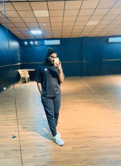 Josh - Male escort in Colombo Photo 5 of 7