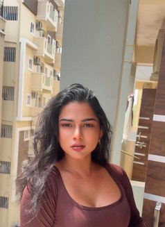 Joshna - Transsexual escort in Hyderabad Photo 3 of 6