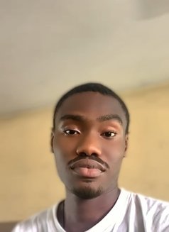 Desmond p - Male escort in Port Harcourt Photo 1 of 2