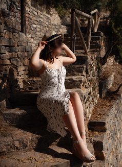 Josie Fleur - escort in Dubai Photo 14 of 18