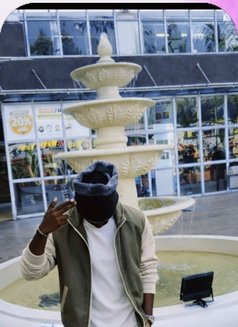 Jossy - Male escort in Nairobi Photo 1 of 1