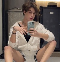 Josyan - Transsexual escort in Riyadh