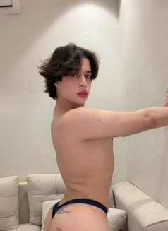 Josyan - Acompañantes masculino in Riyadh Photo 12 of 12