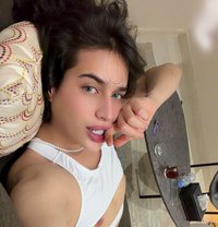 Josyan - Male escort in Riyadh Photo 13 of 16