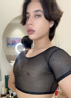 Josyan - Male escort in Riyadh Photo 4 of 15