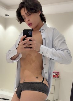 Josyan - Male escort in Riyadh Photo 15 of 15