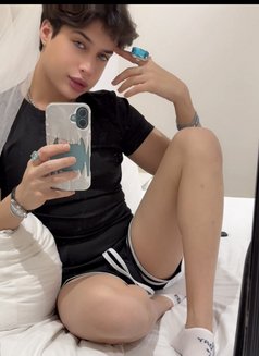 Josyan Here's who made you happy🩵🤍🩵 - Acompañantes transexual in Riyadh Photo 6 of 6