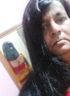 Joti - Transsexual escort in Kolkata Photo 2 of 4