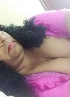 Joti - Transsexual escort in Kolkata Photo 3 of 4