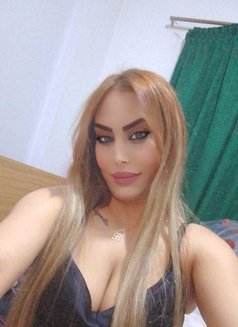 Joudy - escort in Beirut Photo 3 of 5