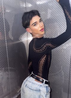Joulan || جوليان 🇴🇲 - Male escort in Muscat Photo 2 of 6