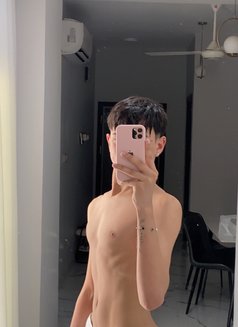 Joulan || جوليان 🇴🇲 - Male escort in Muscat Photo 6 of 6