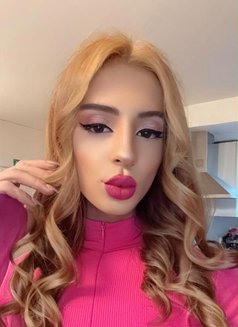 Yara - Acompañantes transexual in İstanbul Photo 2 of 8