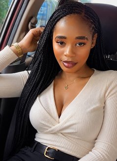 Jovia, Hot African Escort - puta in Pattaya Photo 1 of 1