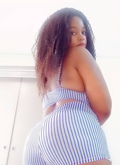 Jovianah - escort in Jeddah Photo 3 of 4