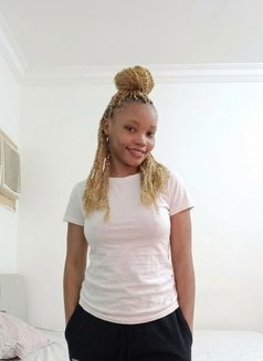 Jowie - escort in Riyadh Photo 2 of 6