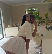 Joy anal service available - escort in Riyadh Photo 2 of 5