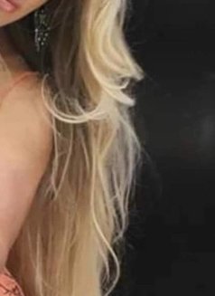 Joy - Transsexual escort in Winnipeg Photo 1 of 7