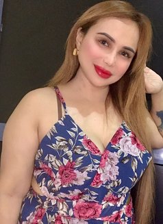 Joy - puta in Abu Dhabi Photo 4 of 5