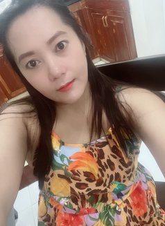 Joy - escort in Boracay Photo 5 of 9
