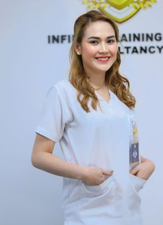 Joy - escort in Taipei Photo 7 of 9