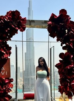 Joy - escort in Dubai Photo 1 of 8