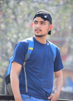 Joy - Male escort in New Delhi Photo 6 of 15