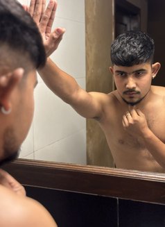 Joy - Male escort in New Delhi Photo 12 of 15