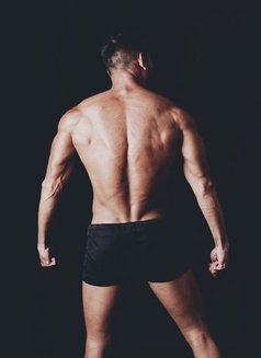 Joy - Acompañantes masculino in Bali Photo 3 of 4