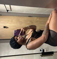 Joy - escort in Accra