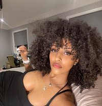 Joy - escort in Muscat