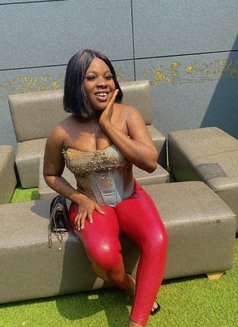 Joy - escort in Accra Photo 2 of 7