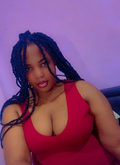 Joy - escort in Klang Photo 1 of 3