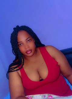 Joy - escort in Klang Photo 2 of 3