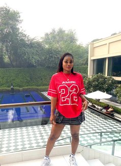 Joy - puta in Hyderabad Photo 1 of 1